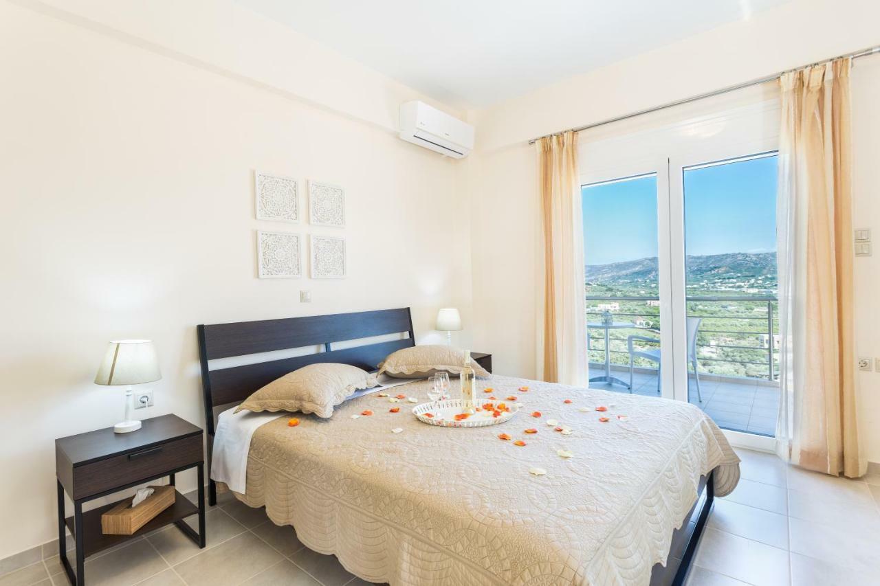 Villa Oasis Galatás 외부 사진