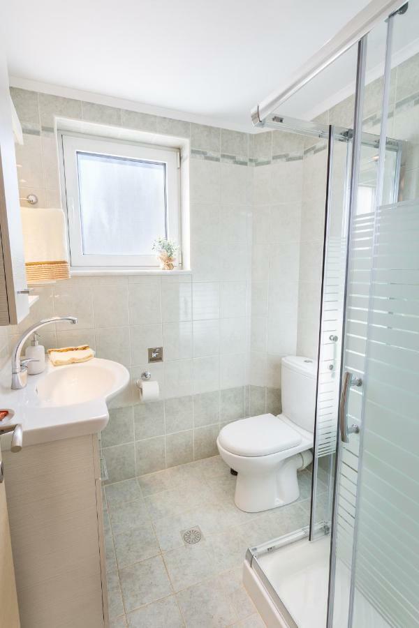 Villa Oasis Galatás 외부 사진